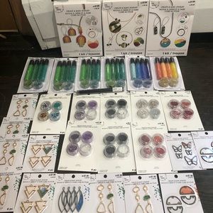 30 pieces of brand new jewelry beads and charms for creating and baking jewelry.